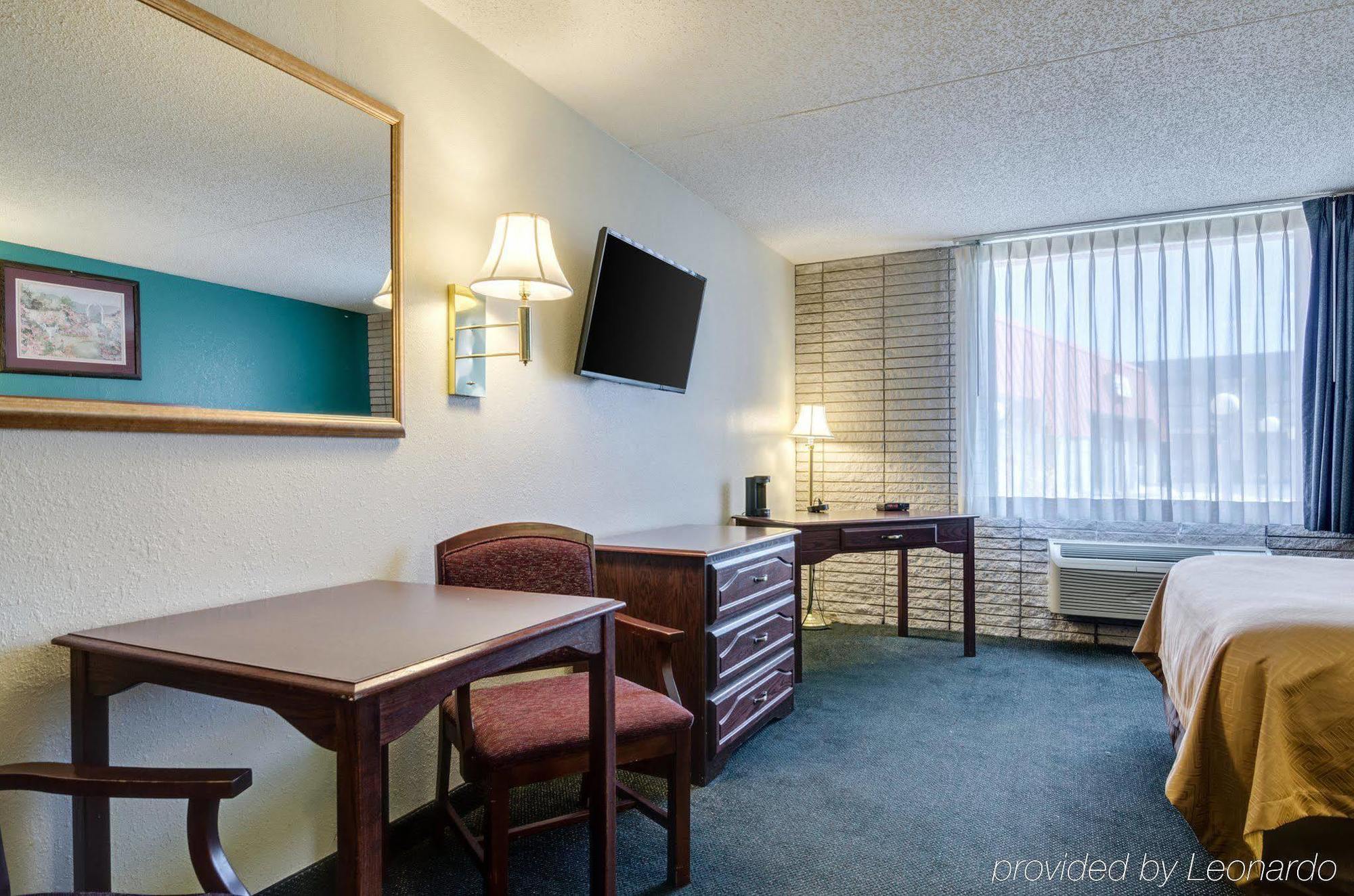 Americas Best Value Inn Salina Zewnętrze zdjęcie