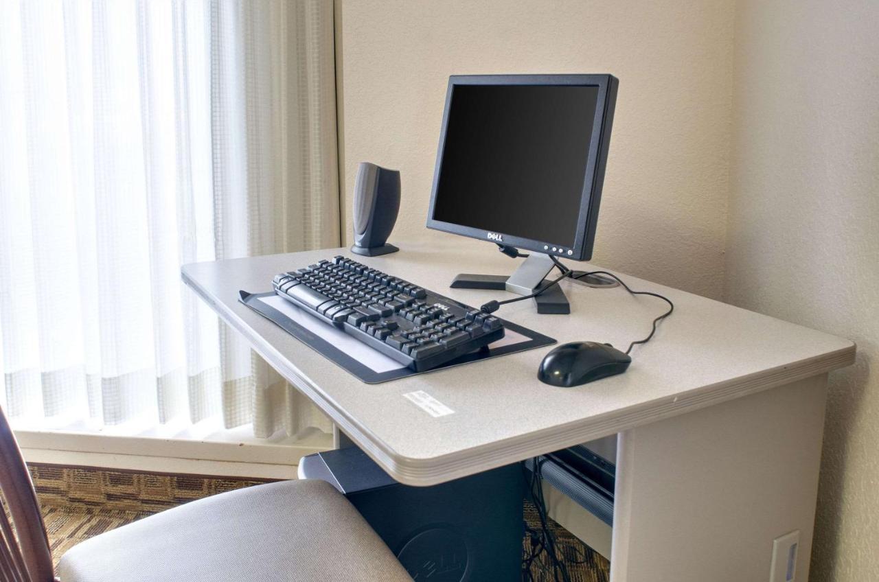 Americas Best Value Inn Salina Zewnętrze zdjęcie